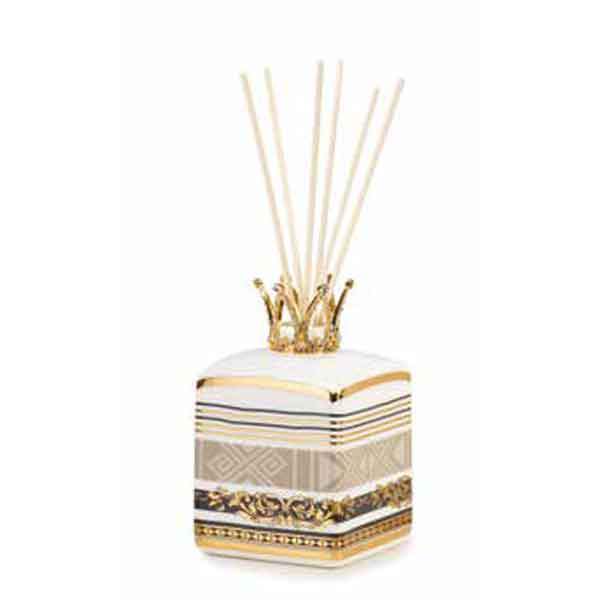 Fade Perfumer Essences Oronero 7x10